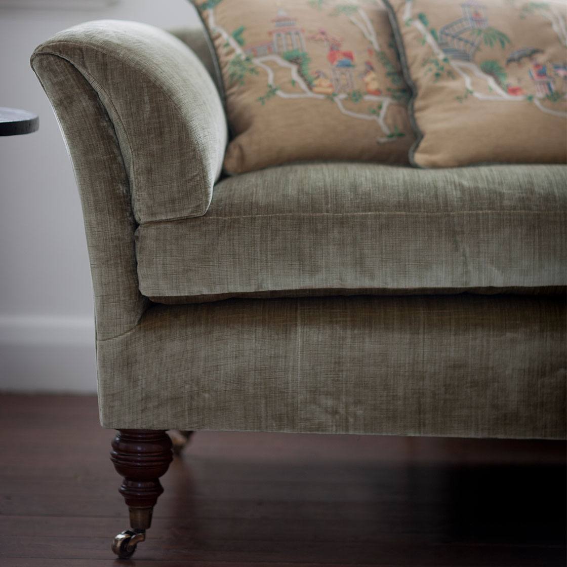 Pompadour low back sofa in Como silk velvet - Moss - Beaumont & Fletcher