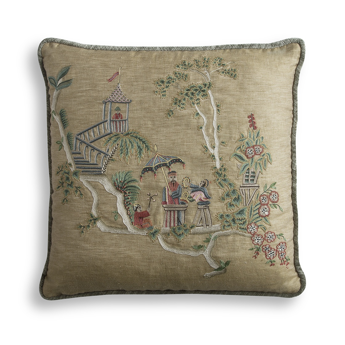 Cathay cushion in Pieris - Ecru Cathay cushion in Pieris - Ecru