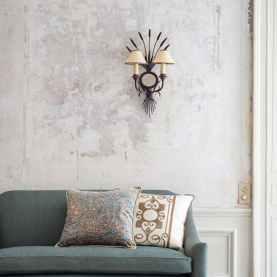 Devon Wall Light - Beaumont & Fletcher