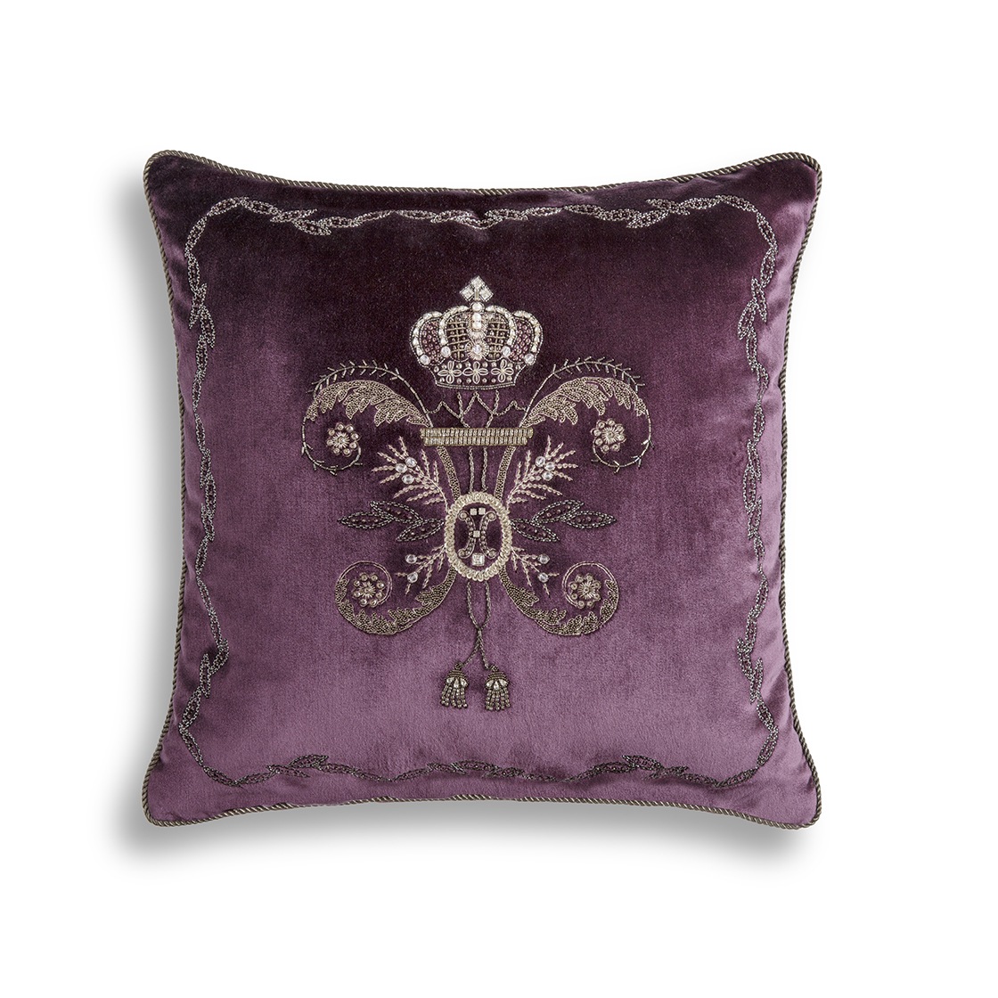 Imperatore cushion in Capri silk velvet - Amethyst - Beaumont & Fletcher