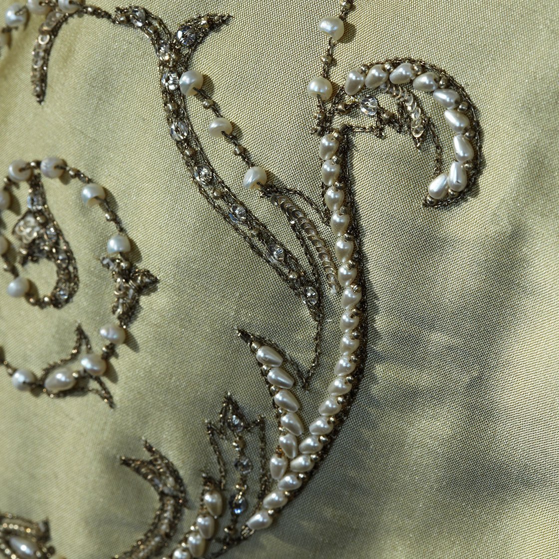 Capriccio On Silk Cameo Capriccio On Silk Cameo