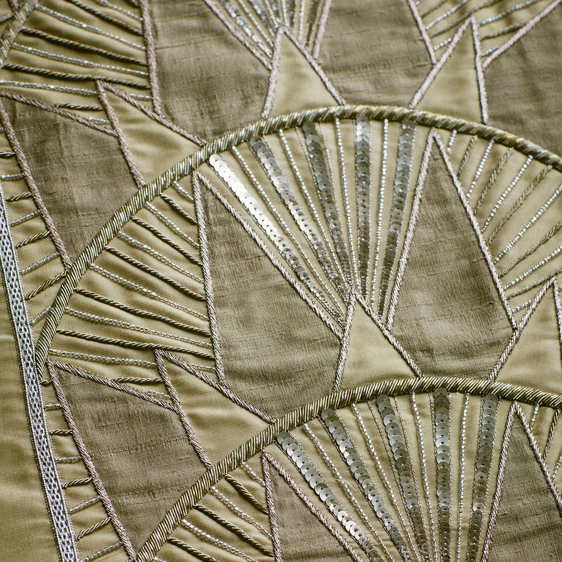 Rockefeller embroidery in Boyne silk - Muscatelle