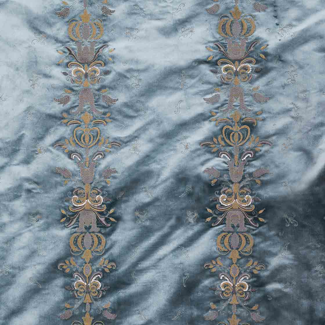 Zola embroidery in Capri Silk Velvet - Nankin Zola embroidery in Capri Silk Velvet - Nankin