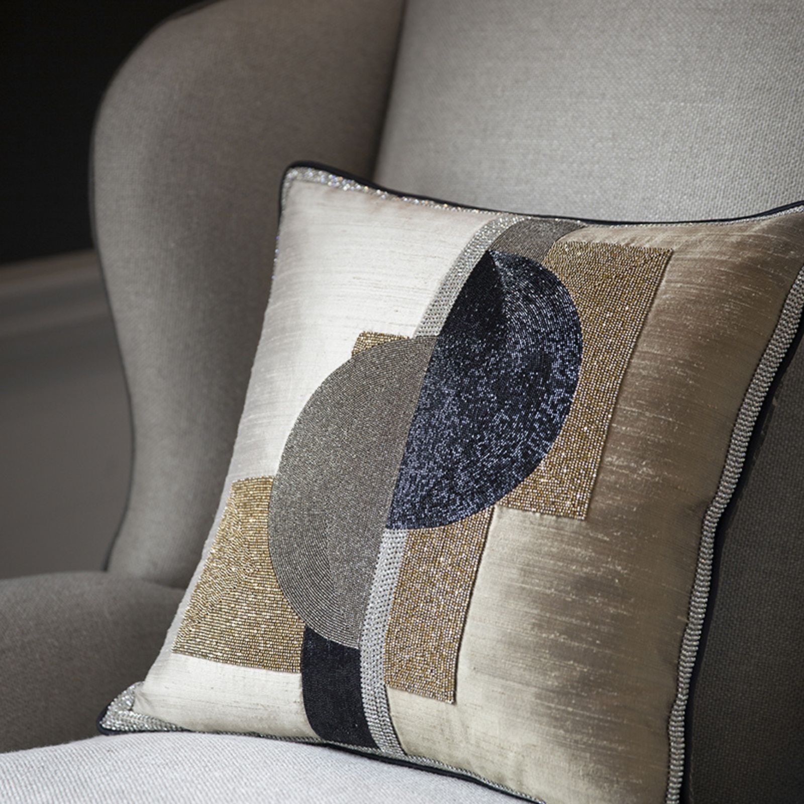 Piet cushion - Beaumont & Fletcher