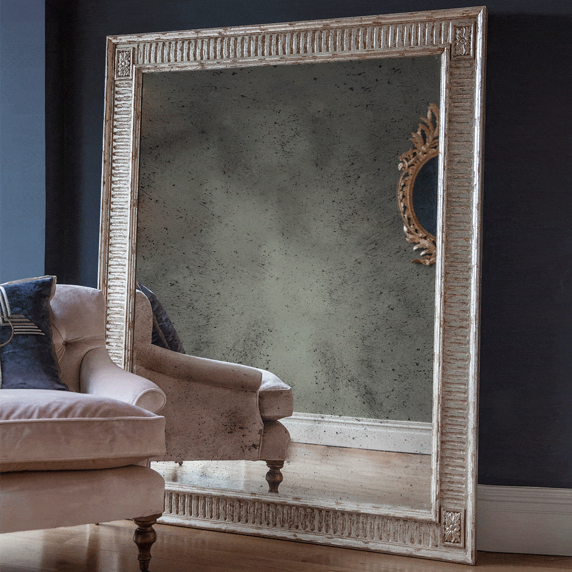 Fluted mirror - Distressed silver - Beaumont & Fletcher