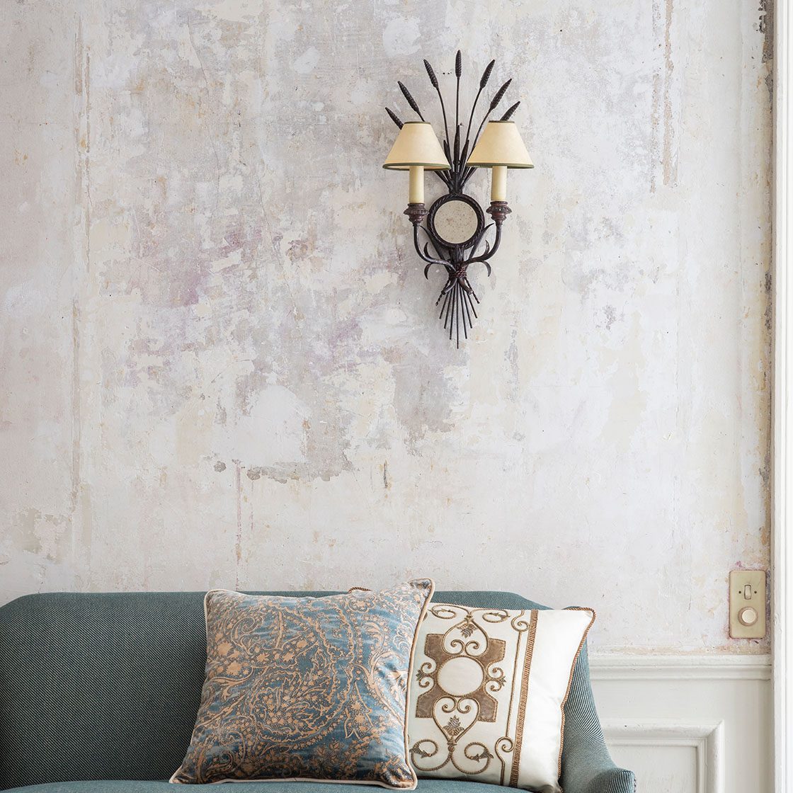 Devon Wall Light - Beaumont & Fletcher