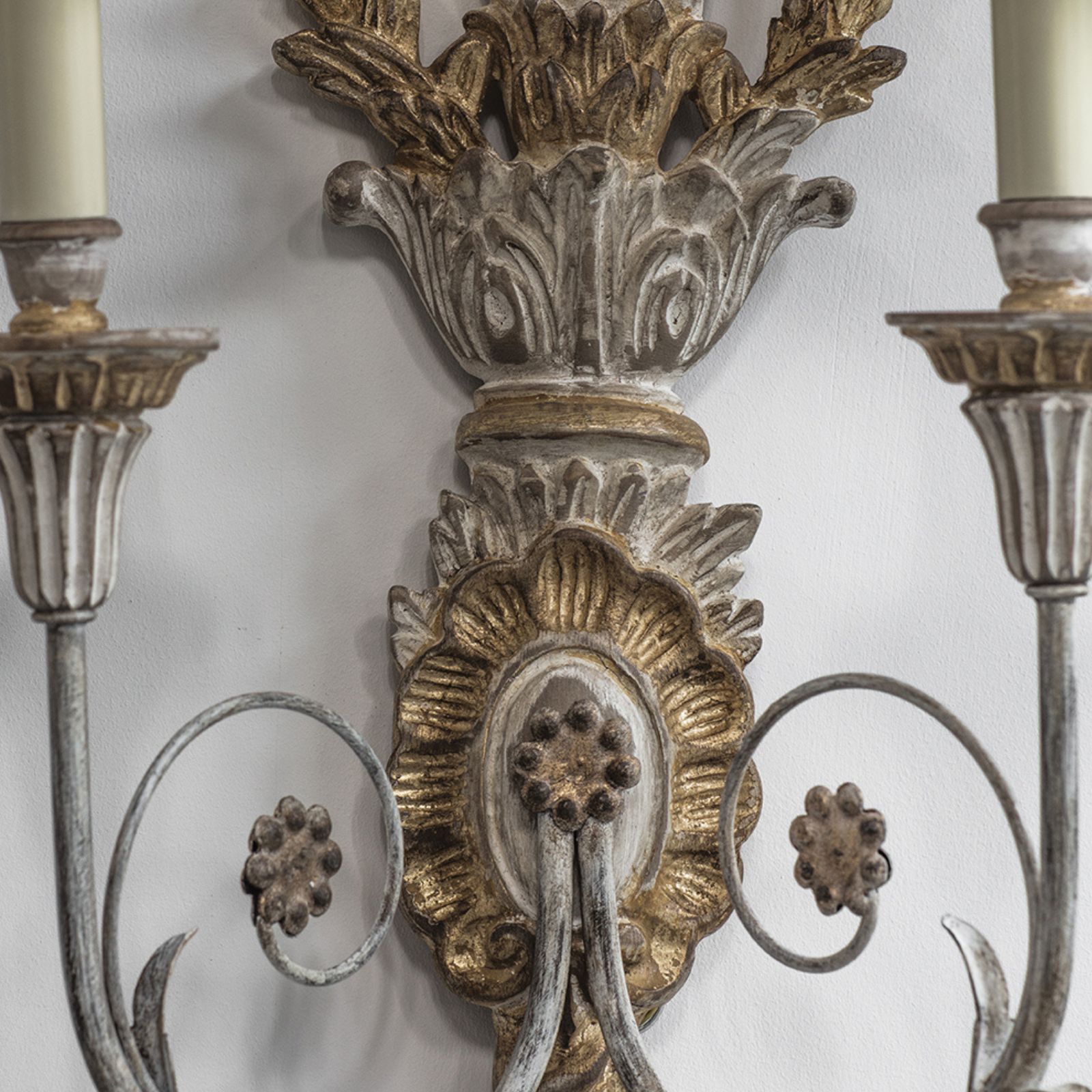 Delphis Wall light - Beaumont & Fletcher