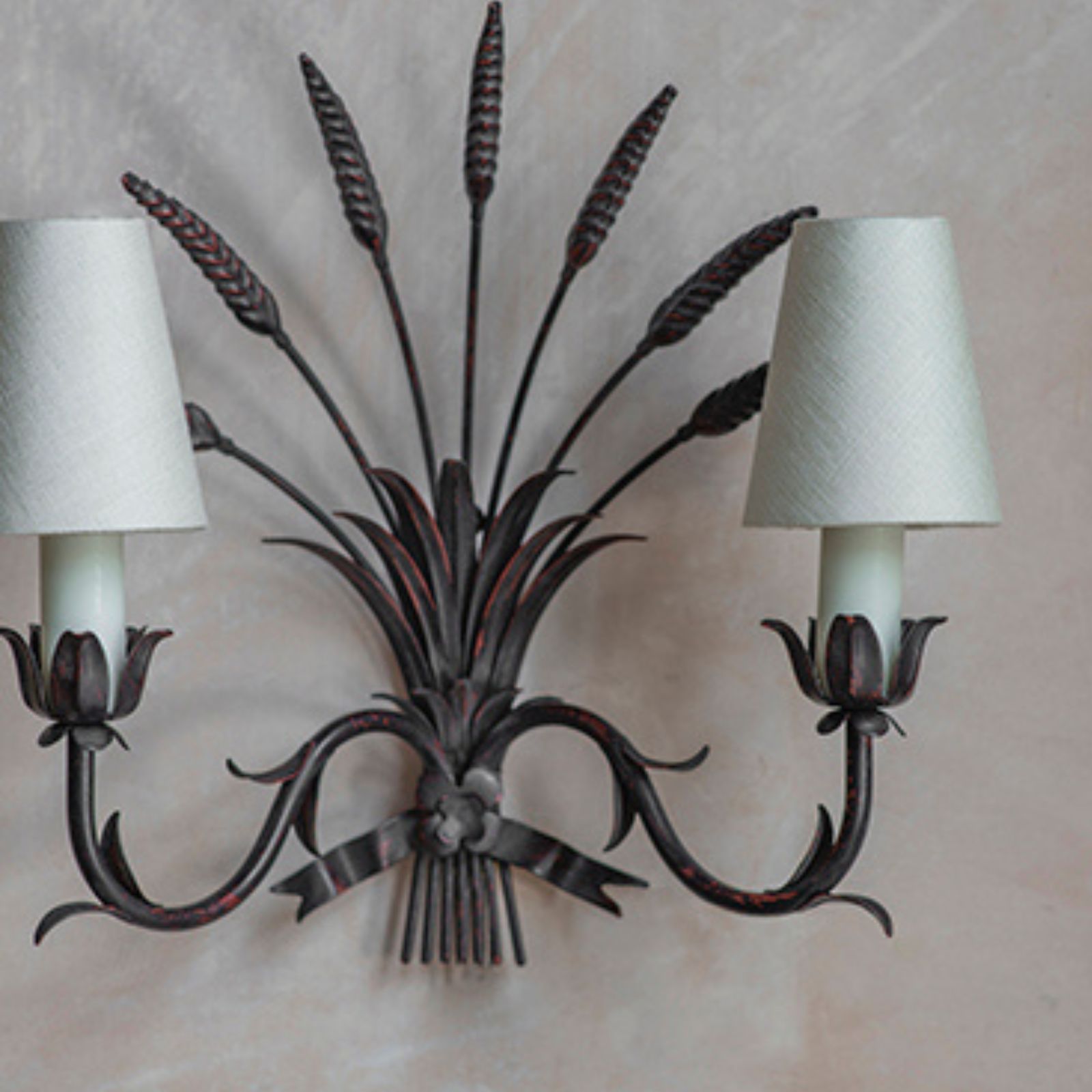 Wheatsheaf Wall light - Beaumont & Fletcher