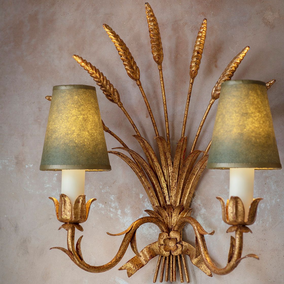 Wheatsheaf Wall light - Beaumont & Fletcher