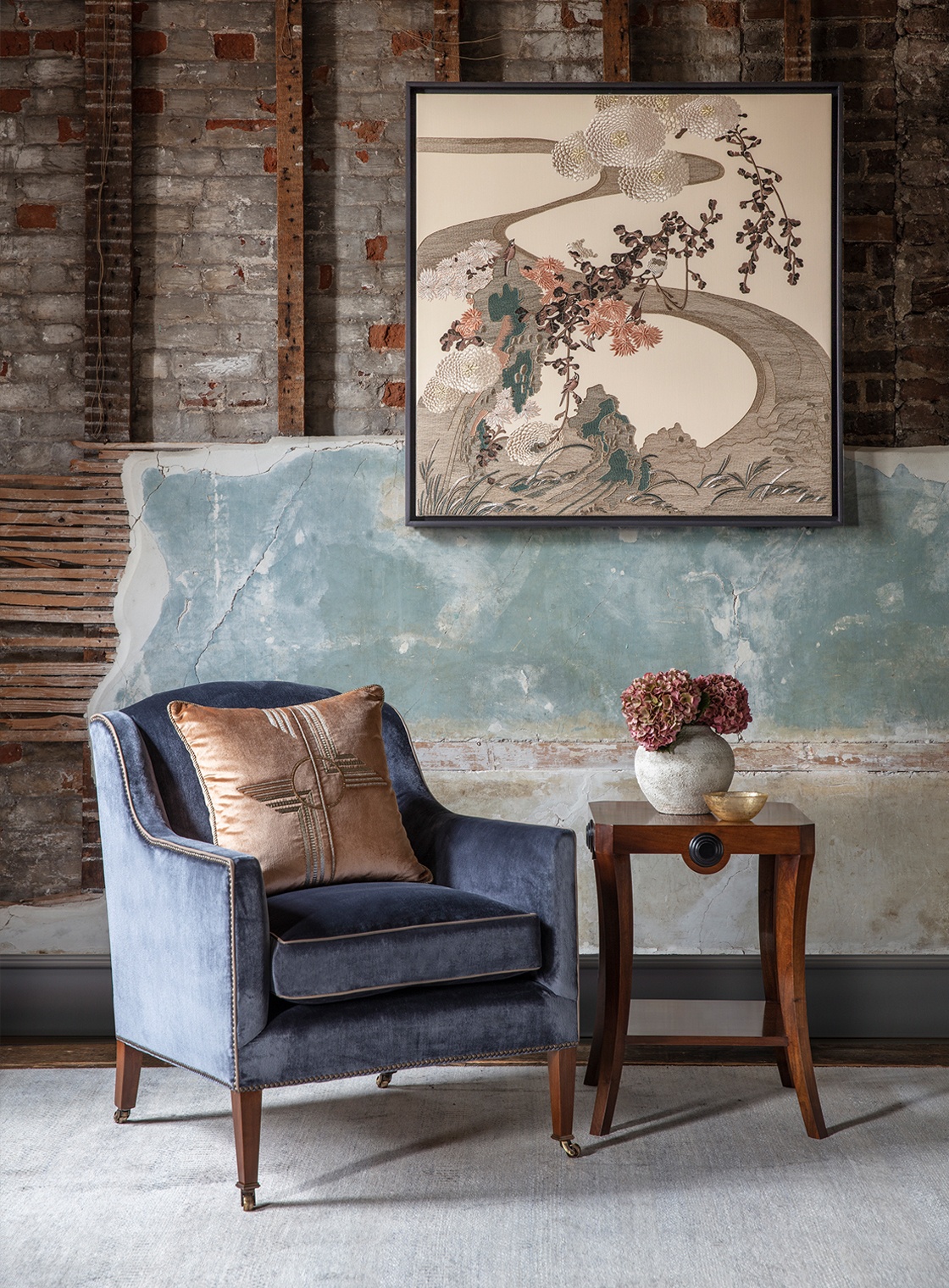 Duke side table in walnut and ebonised details