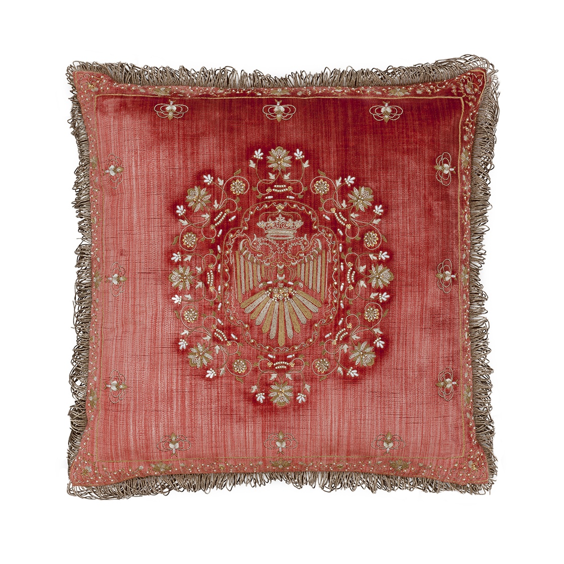 Beatrice cushion in Como silk velvet - Pompeiian Red