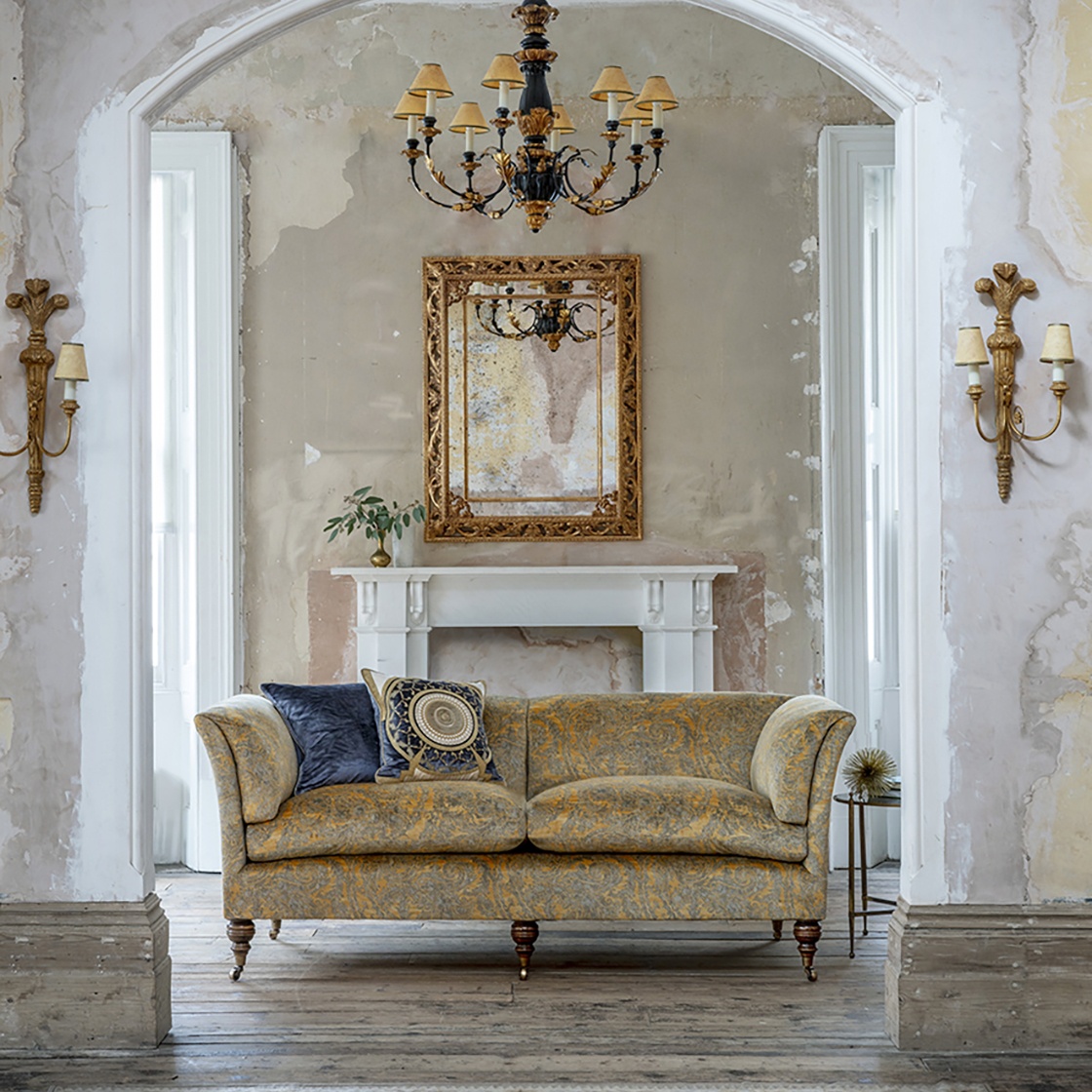 Ettore cushion in Capri silk velvet - Charcoal Ettore cushion in Capri silk velvet - Charcoal