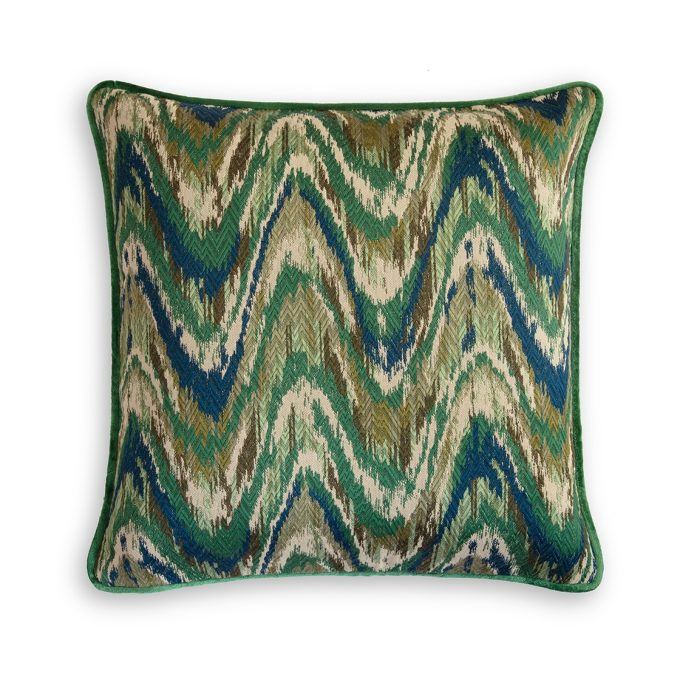 Kyma cushion - Sherwood backed and piped in Capri silk velvet - Emerald