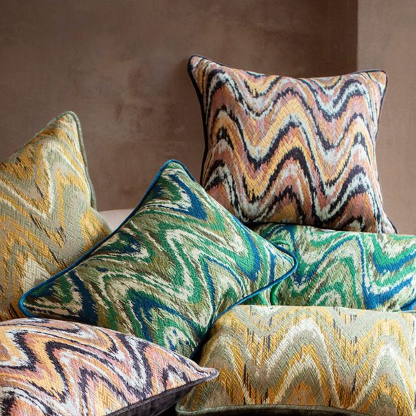 Kyma cushion collection