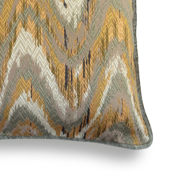 Kyma Havana cushion with backing and piping in Como silk velvet - Moss