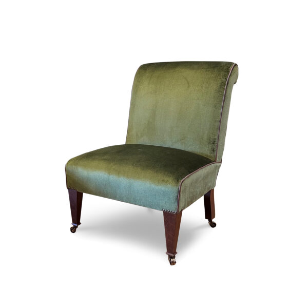 Milo chair in Capri silk velvet - Georgian green
