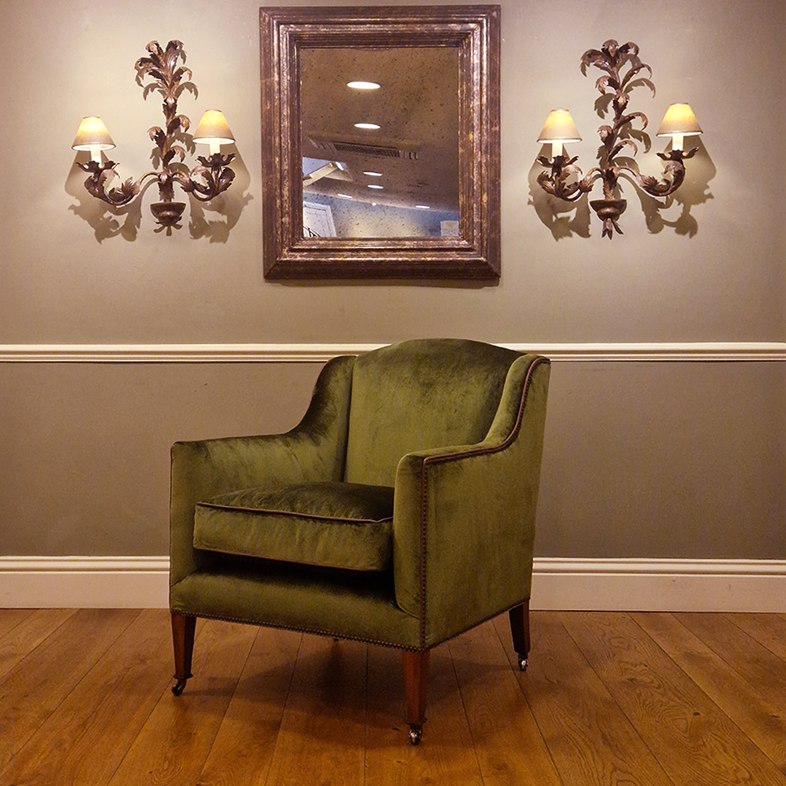 Edgar chair Capri silk velvet - Georgian green